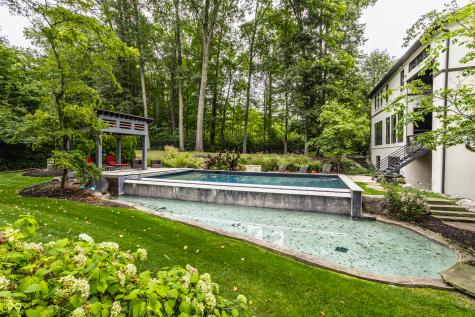 11548 Willow Springs Drive Zionsville IN 46077