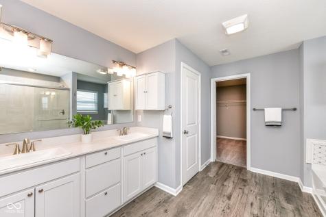 5817 Flat Hill Drive Indianapolis IN 46239
