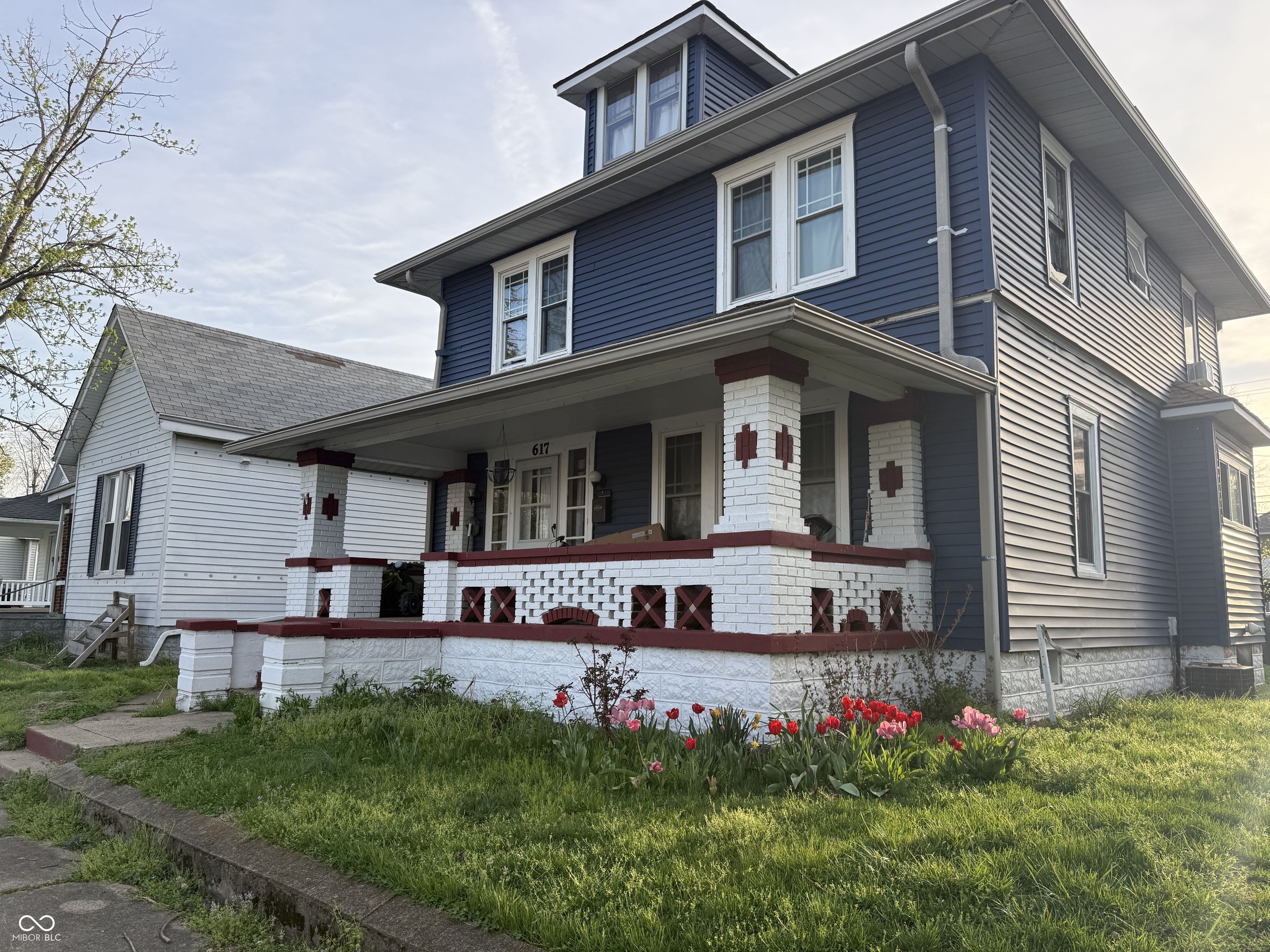617 S Poplar Street Seymour IN 47274
