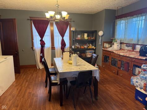 617 S Poplar Street Seymour IN 47274