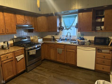 617 S Poplar Street Seymour IN 47274