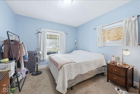 3724 E Market Street Indianapolis IN 46201