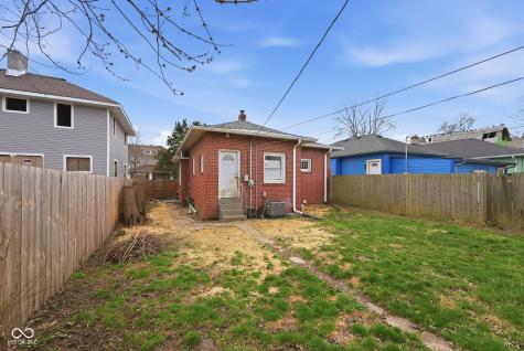 3724 E Market Street Indianapolis IN 46201