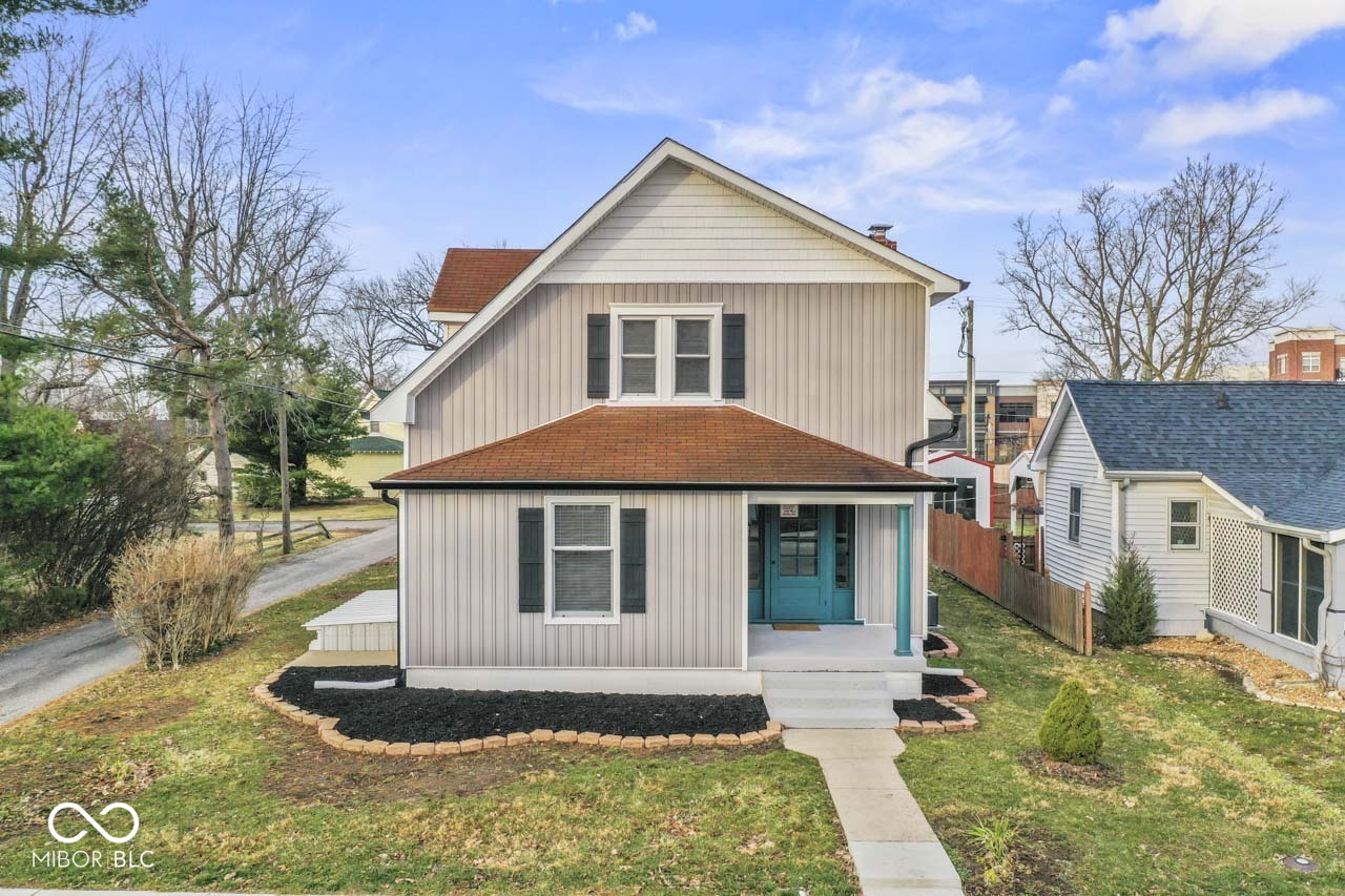 234 N Adams Street Brownsburg IN 46112