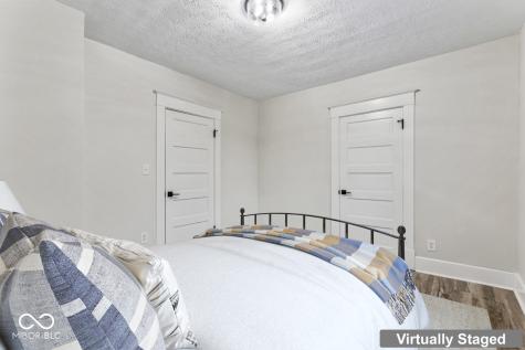 234 N Adams Street Brownsburg IN 46112