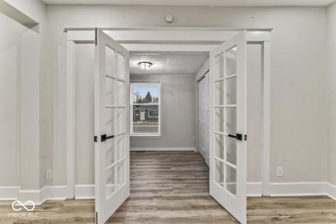 234 N Adams Street Brownsburg IN 46112