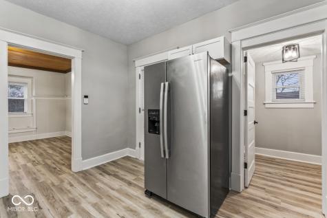 234 N Adams Street Brownsburg IN 46112