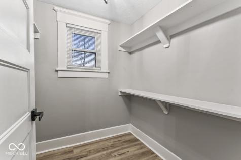 234 N Adams Street Brownsburg IN 46112