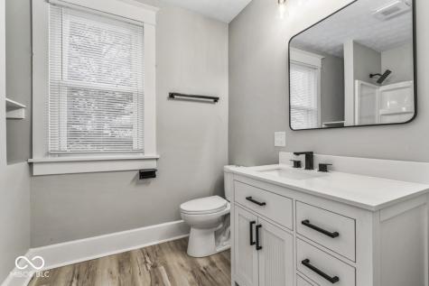 234 N Adams Street Brownsburg IN 46112