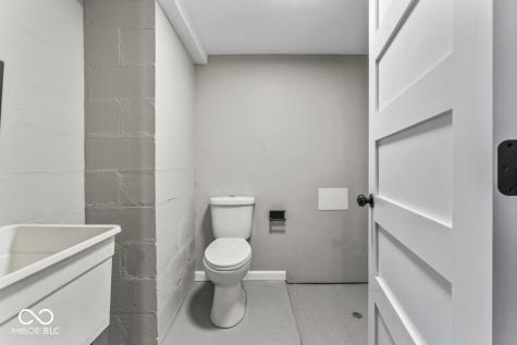 234 N Adams Street Brownsburg IN 46112