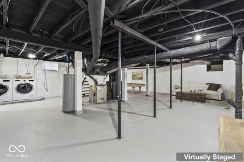 234 N Adams Street Brownsburg IN 46112