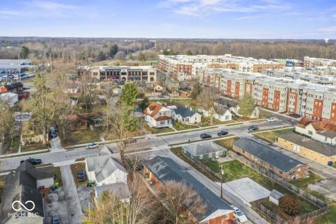 234 N Adams Street Brownsburg IN 46112