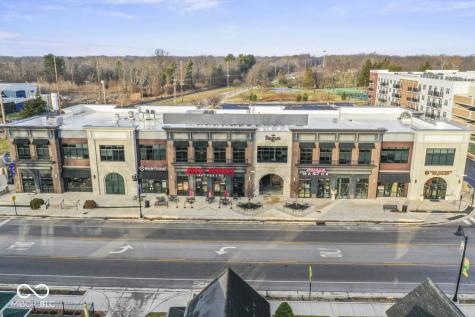 234 N Adams Street Brownsburg IN 46112