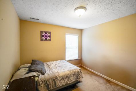 7615 Sly Fox Drive Indianapolis IN 46237