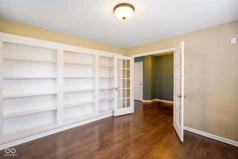 7615 Sly Fox Drive Indianapolis IN 46237