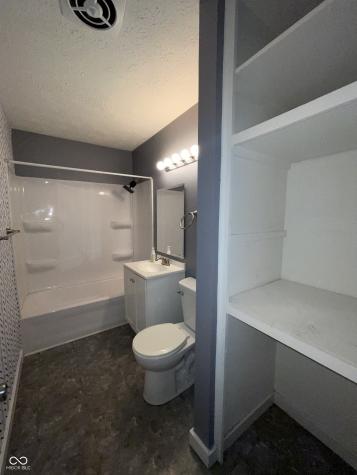 1995 Britton Drive Beech Grove IN 46107