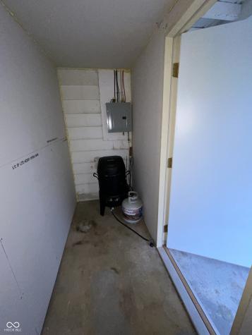 1995 Britton Drive Beech Grove IN 46107