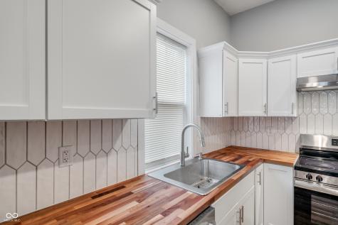 2224 N Kenwood Avenue Indianapolis IN 46208