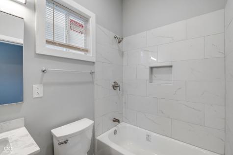 2224 N Kenwood Avenue Indianapolis IN 46208