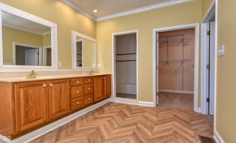 627 E 214th Street Sheridan IN 46069
