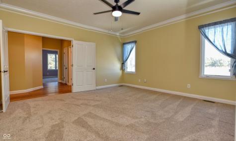 627 E 214th Street Sheridan IN 46069