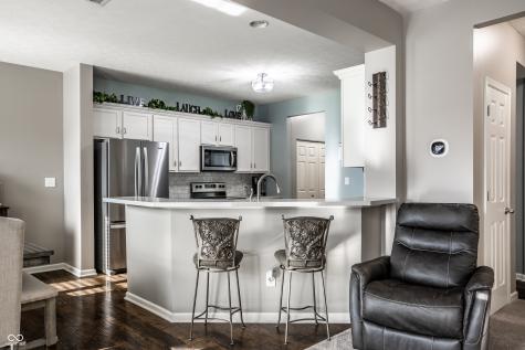 3701 White Cliff Way Whitestown IN 46075