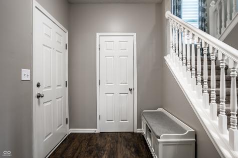 3701 White Cliff Way Whitestown IN 46075