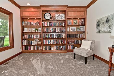 4670 N 600 E Franklin IN 46131