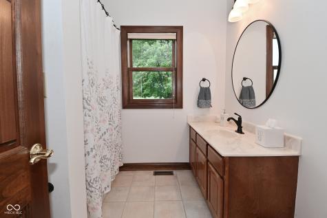 4670 N 600 E Franklin IN 46131