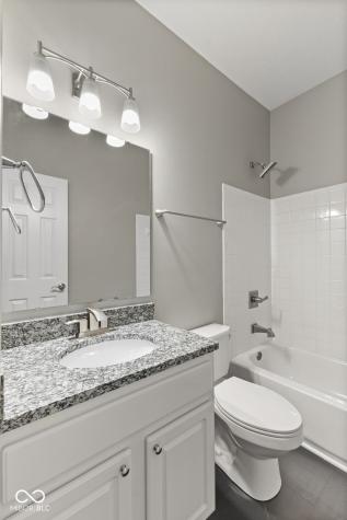 6051 Copeland Mills Court Indianapolis IN 46221