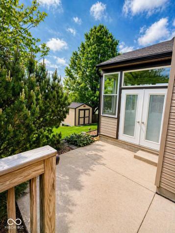 6051 Copeland Mills Court Indianapolis IN 46221