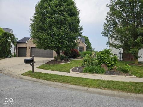 6051 Copeland Mills Court Indianapolis IN 46221