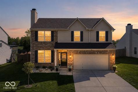17 English Green Westfield IN 46074