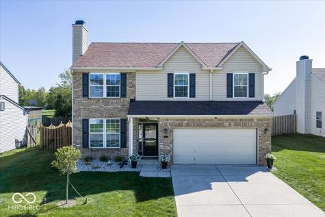 17 English Green Westfield IN 46074