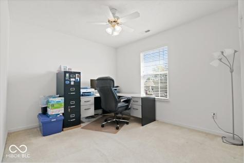 17 English Green Westfield IN 46074
