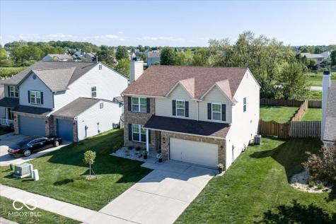 17 English Green Westfield IN 46074