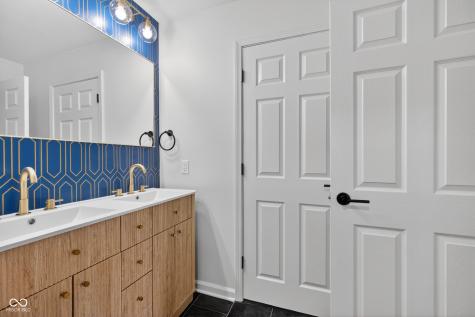 10511 E Lakeshore Drive Carmel IN 46033