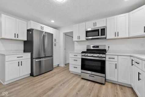 1534 N C Street Elwood IN 46036