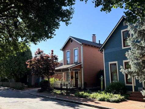 633 Lockerbie Street Indianapolis IN 46202