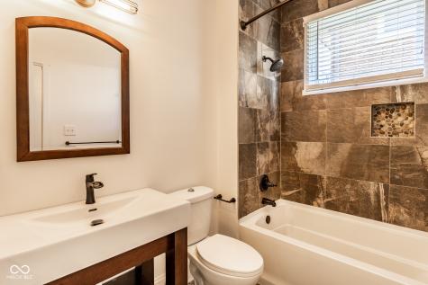 3164 Washington Boulevard Indianapolis IN 46205
