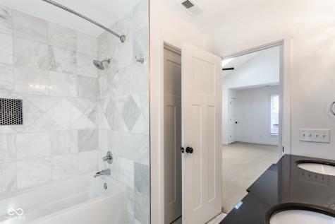 3164 Washington Boulevard Indianapolis IN 46205