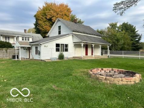 83 E Walnut Street Fountaintown IN 46130