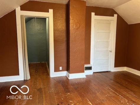 83 E Walnut Street Fountaintown IN 46130