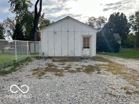 83 E Walnut Street Fountaintown IN 46130
