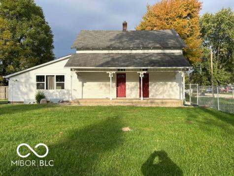 83 E Walnut Street Fountaintown IN 46130