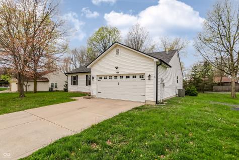 530 Old Farm Road Danville IN 46122