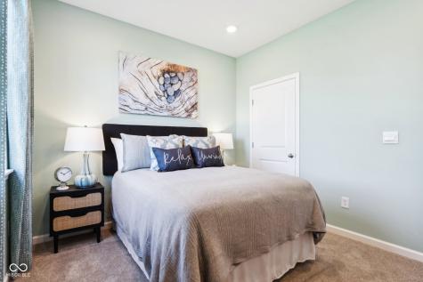 6830 Levant Lane Indianapolis IN 46221