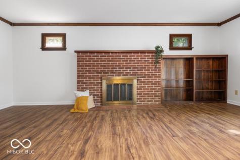 4823 Wanamaker Drive Indianapolis IN 46239