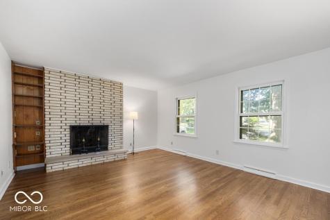 4823 Wanamaker Drive Indianapolis IN 46239
