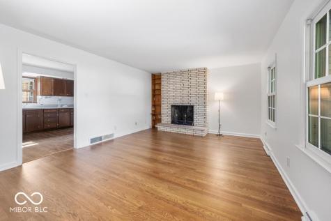 4823 Wanamaker Drive Indianapolis IN 46239